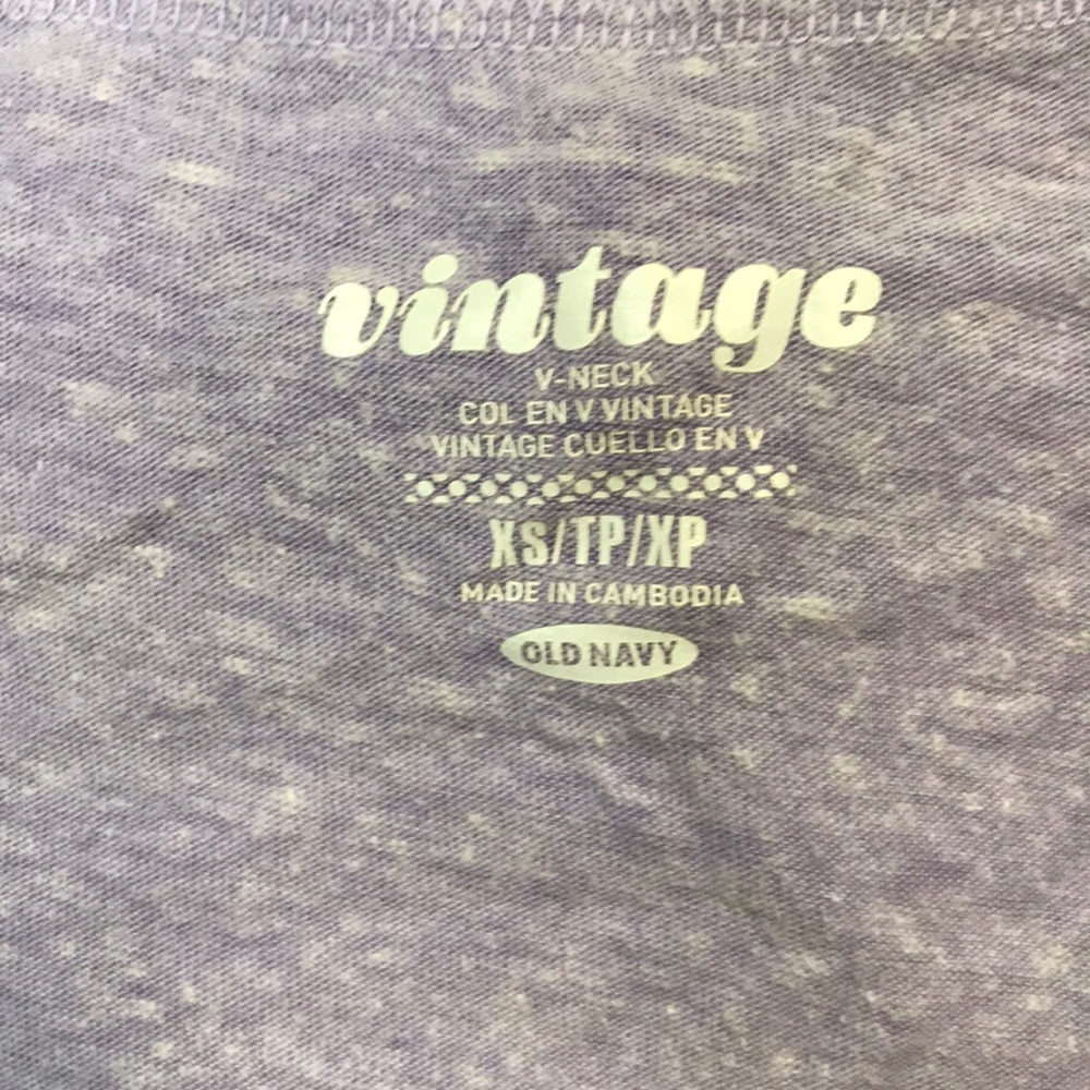 Vneck bundle - Picture 6 of 7